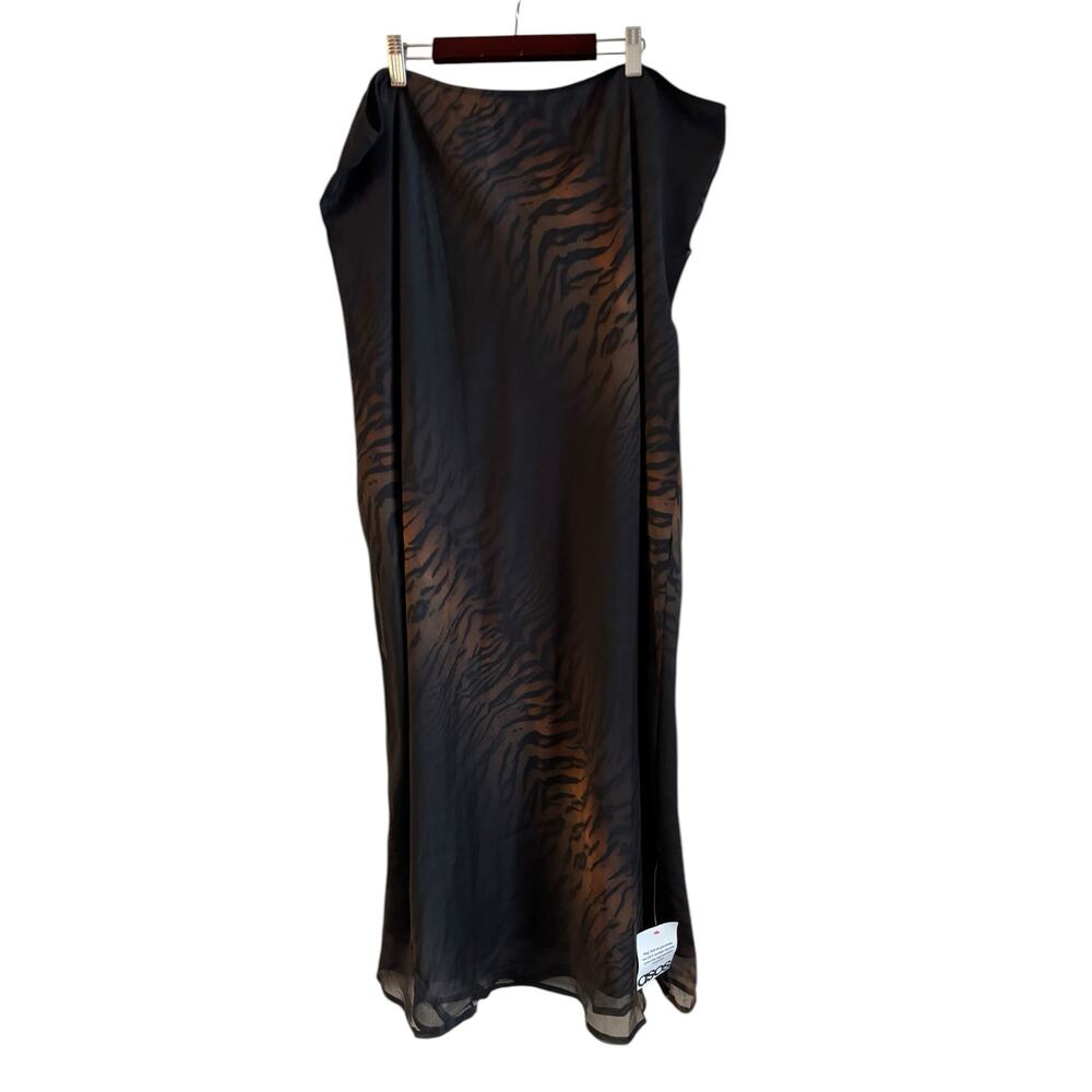 ASOS Women’s Chiffon Bias Maxi Skirt In Ombre Animal Print Black Size 18 NWT - Picture 4 of 6